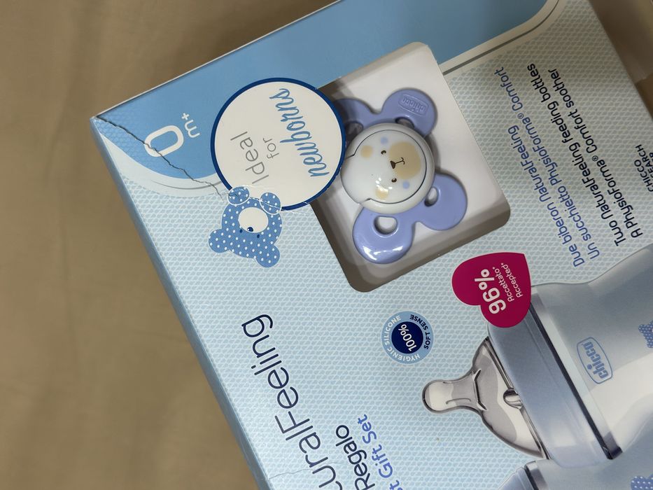 Продается новые 2 соски от бренда Chicco за пол цены