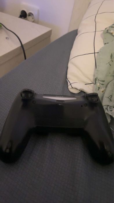 Vand Ps4 pro  +25 jocuri