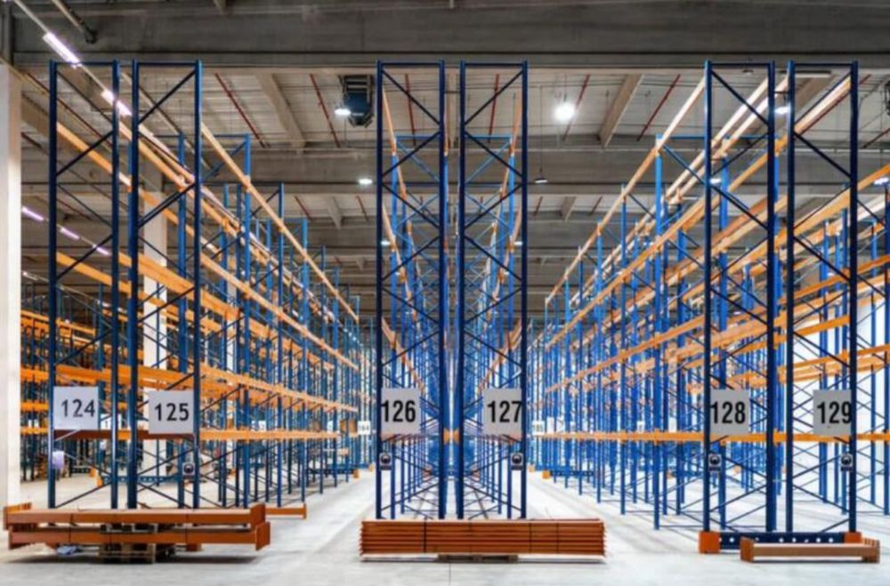 Rafturi metalice industriale