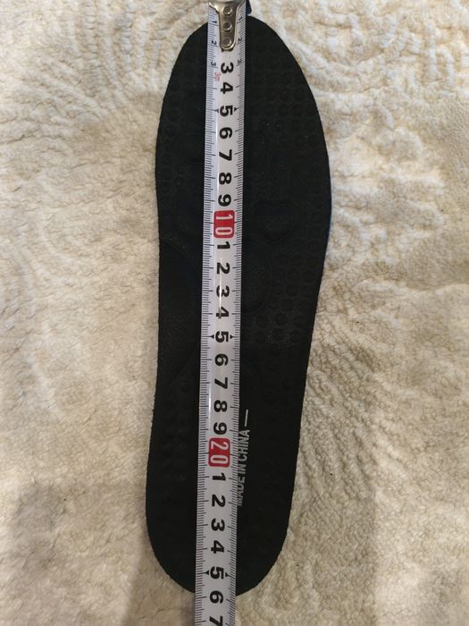 Новые Кросовки демисезонные. 40 размер