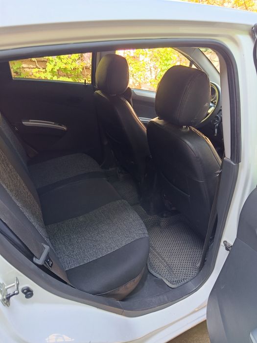Chevrolet spark xolati yaxshi