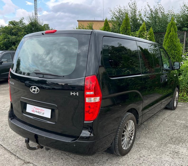 Închiriez Bus Van Microbuz Microbus  8 locuri 8+1