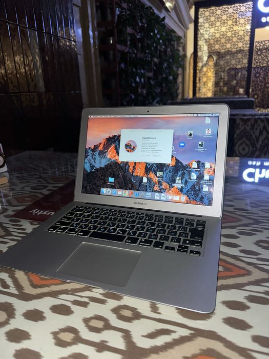 Macbook air sotiladi