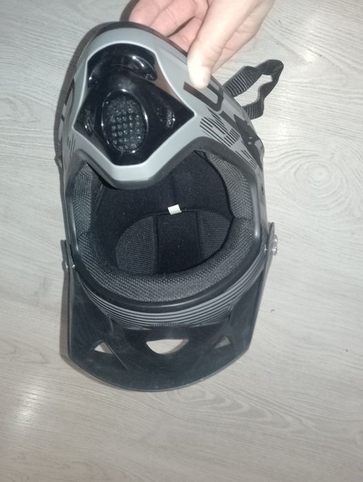 Каска Force чисто нова