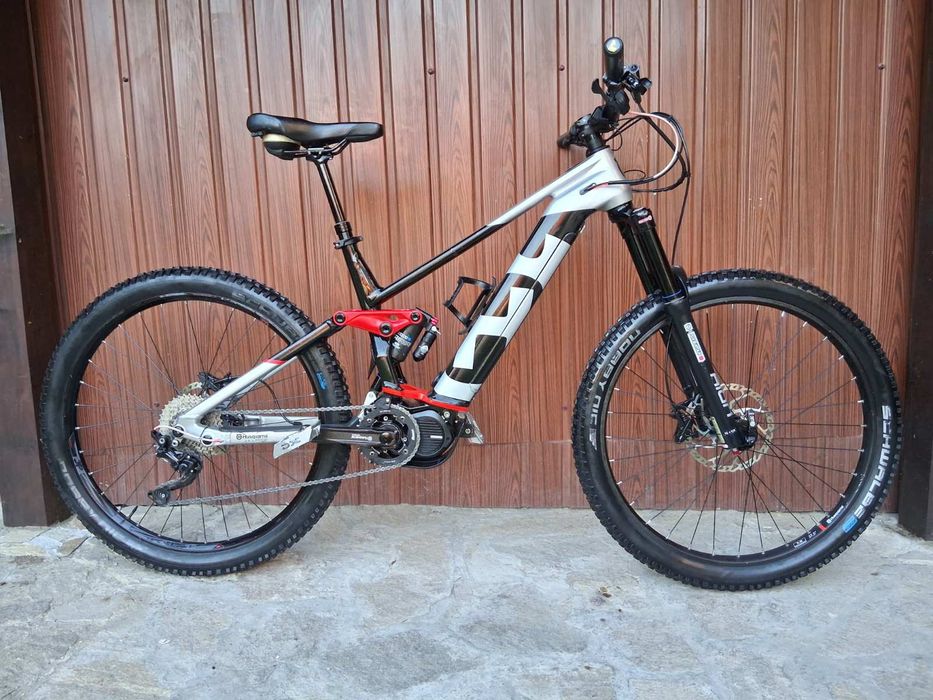 Електрически Планинско МТВ. Husqvarna BICYCLES, 5MCSaiz / М/