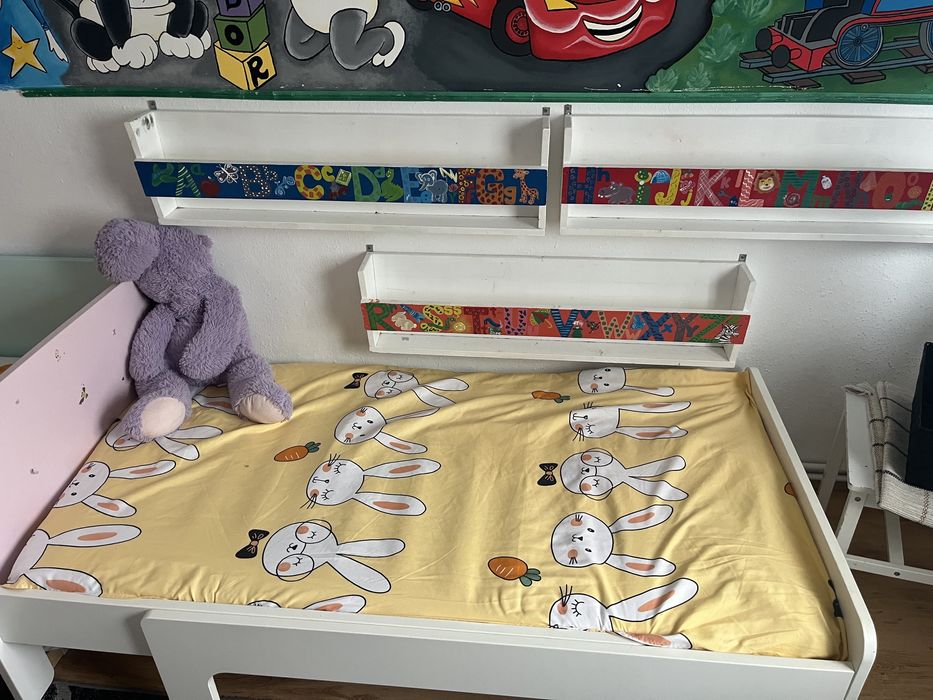 Vand 2 paturi de copii Ikea