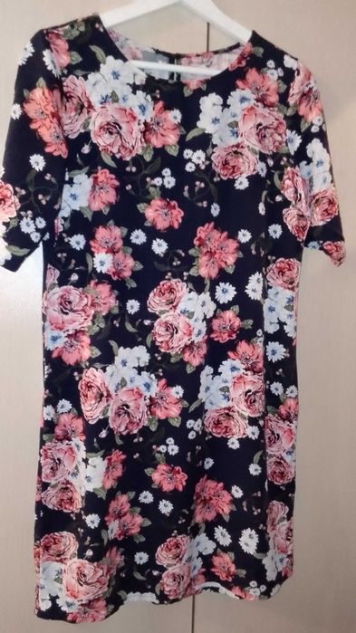 Стилна дамска рокля