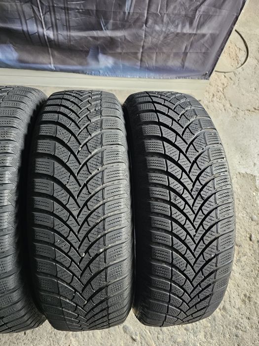 4 anvelope iarna 185 65 15 Semperit 2022 7mm