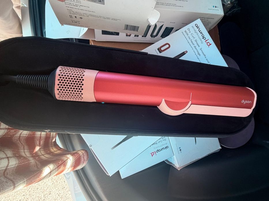 Dyson новые все по 25 000