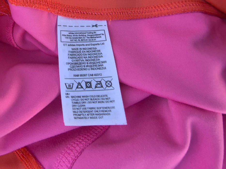 Adidas  оригинален дамски клин М размер