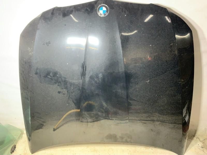 Capota motor (cu defect) BMW Seria 3 LCI E90 culoare schwarz ii (668)