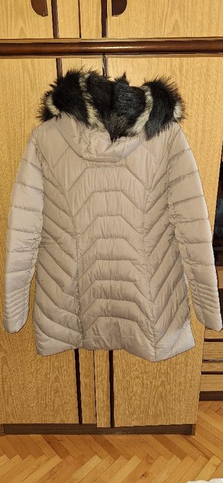 Зимно дълго яке .