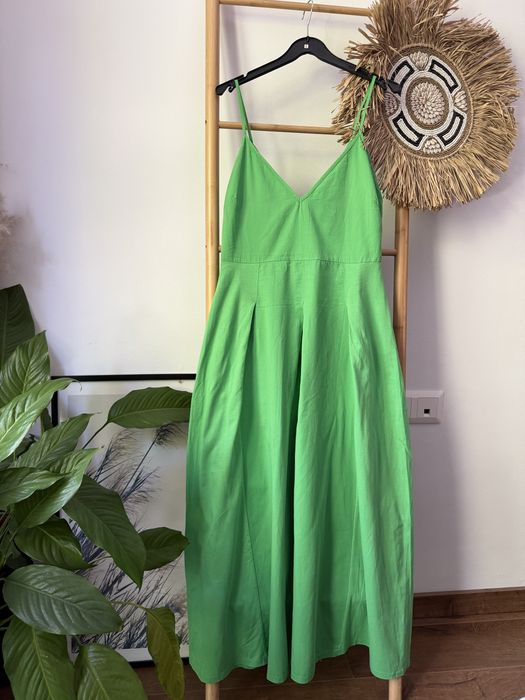 Два броя рокли Zara
