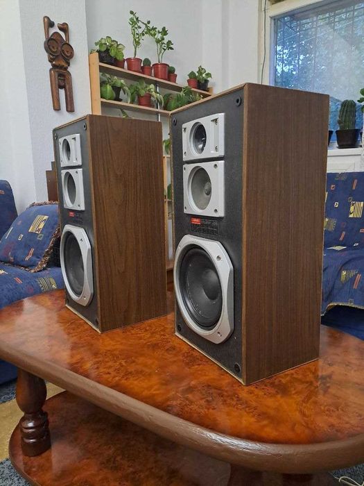 Продам Аудио колонки AKAI  25 вт