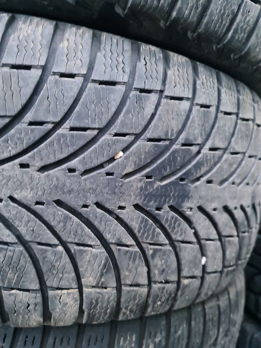 235 55 18 Michelin 4 anvelope iarna