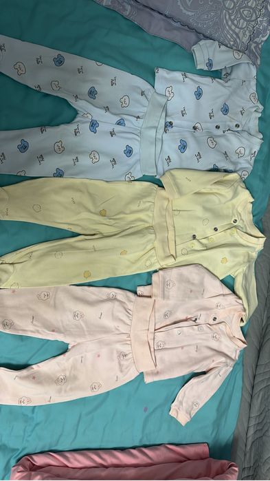 0-6 айдағы балаға арналған киімдерді тегін беремін