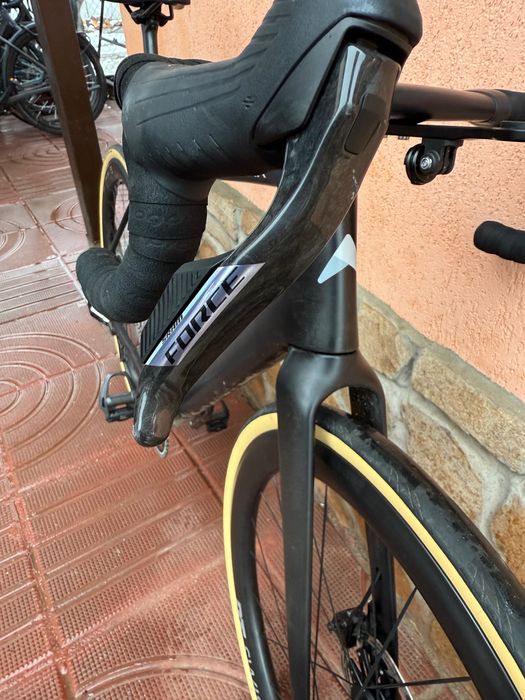 Avona callis шосеен велосипед висок клас