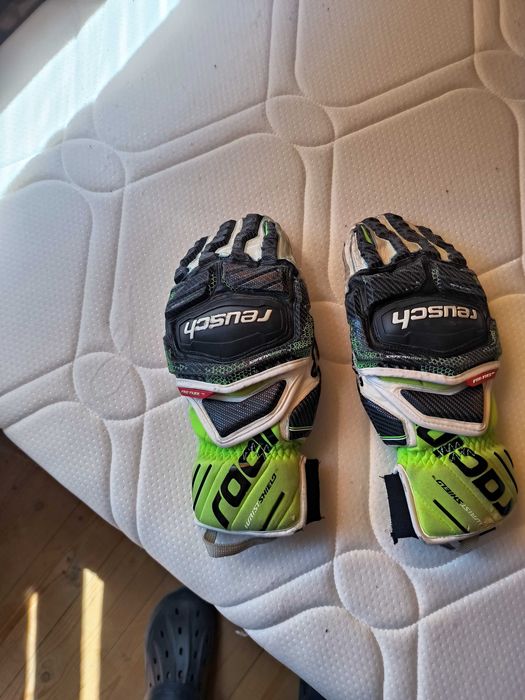 Ски ръкавици Reusch