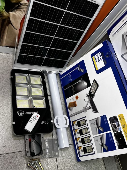 LED Соларна улична лампа JORTAN 2400 W най мощната стойка панел