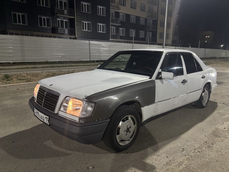 Продам мерседес 124