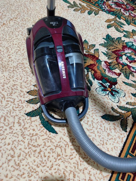 Пылесос SAMSUNG 2000W
