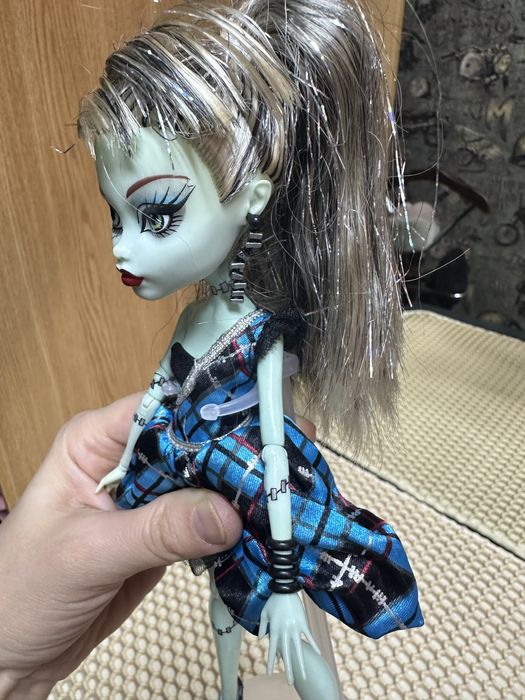 Продам куклу монстр хай!