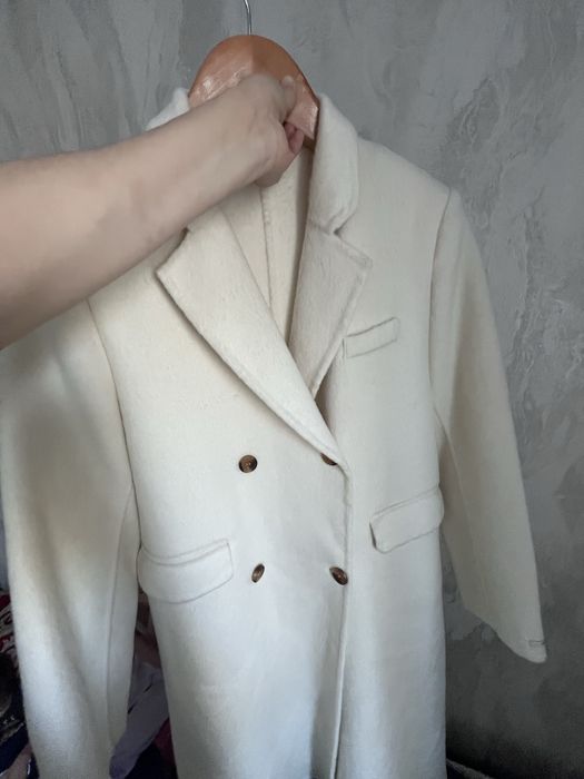 Көктемге пальто сатылады