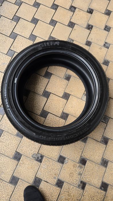 245/45/R19 Giti comfort