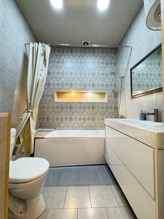 Chilonzorda 1 kvartalda  2xonali kvartira arendaga beriladi