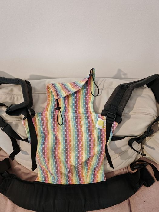 Marsupiu bebelusi/sistem purtare bebelusi luna baby