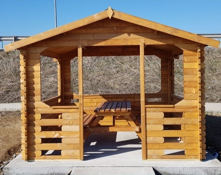 Vând foișoare din lemn masiv