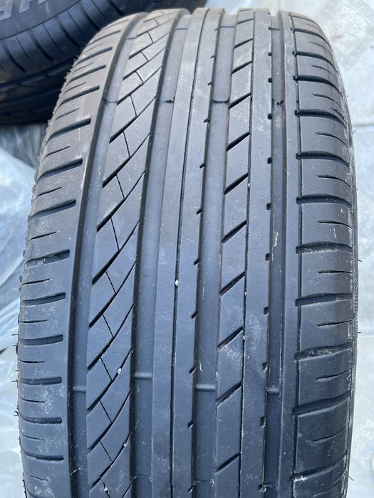 235/55/r17 покрышка идеальный