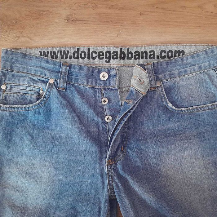 Джинсы Dolce & Gabbana  Don"t Touch My Bum  / W33