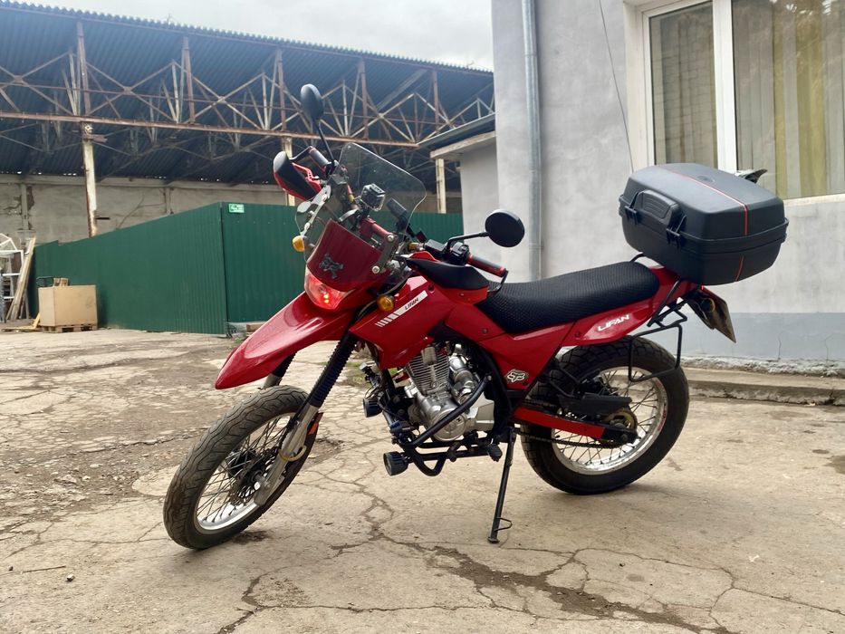 Продам мотоцикл эндуро Lifan Gy3-b