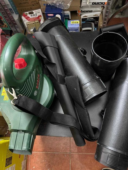 Aspirator/suflantă electrică pentru frunze Bosch Home and Garden