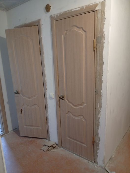 Продам двери межкомнатные