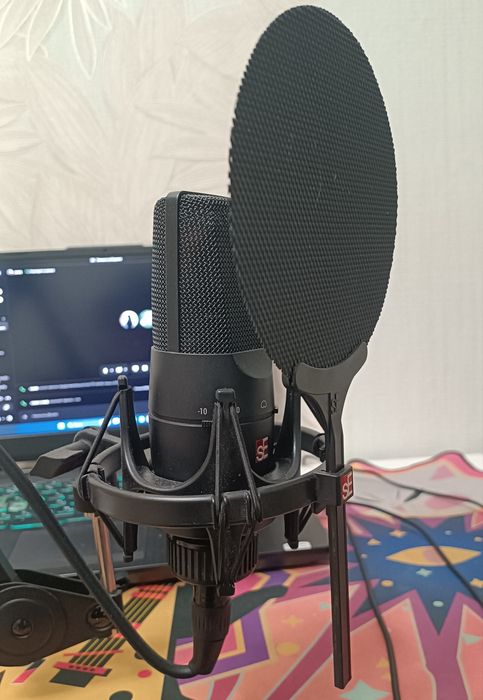 продаю микрофон sE Electronics X1 S