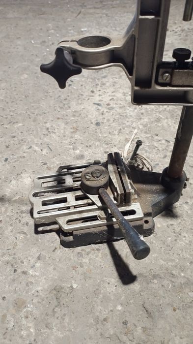 Продавам стойка за електрически дрелки - SPARKY SP43 -  Ловеч