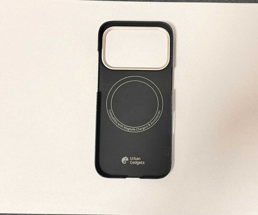 Husă Pitaka aramidă iPhone 17 Pro – MagSafe, impecabilă