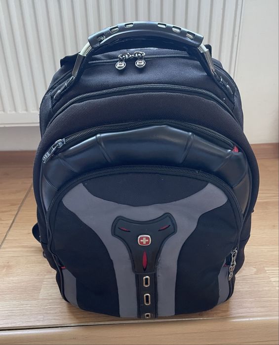 Rucsac de oras Swiss Swissgear grey/gri Bucuresti Sectorul 6 • OLX.ro