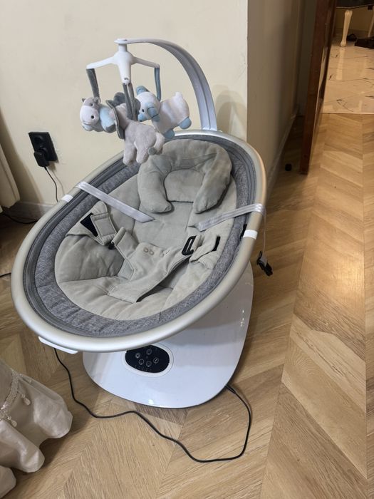 Шезлонг музыкальный