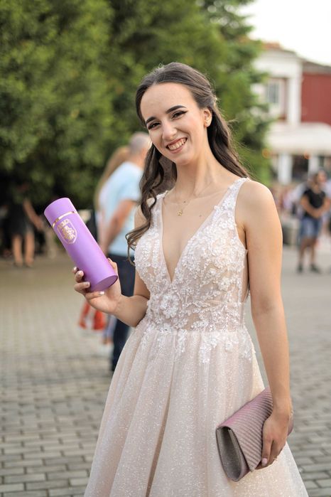 Блестяща бална рокля - засияй и ти!