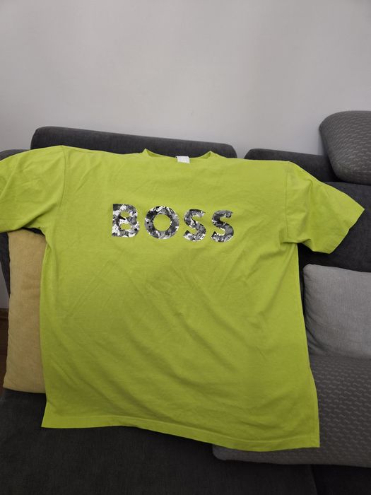 ОРИГИНАЛНИ  Boss и NIKE  XL размер