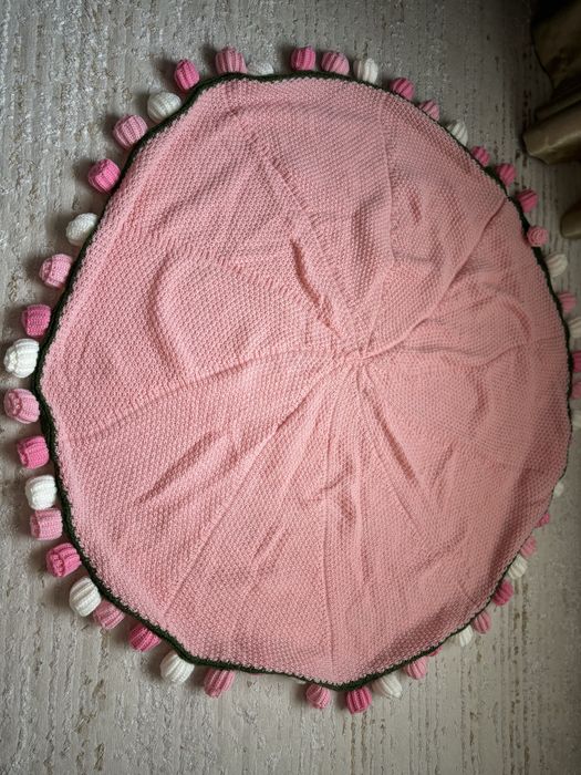 Вязаный букет-одеяло