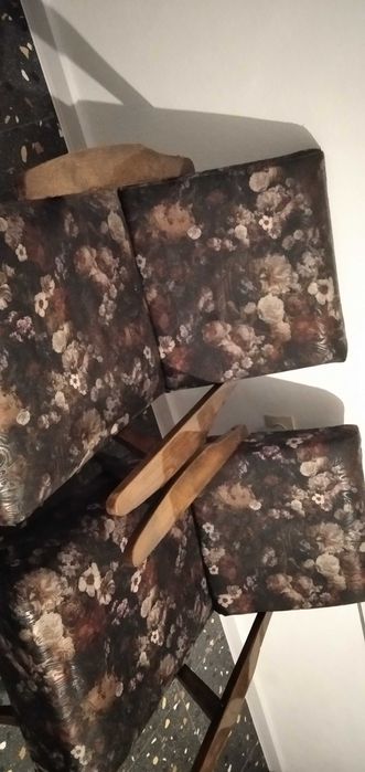 Стилни ретро модел столове