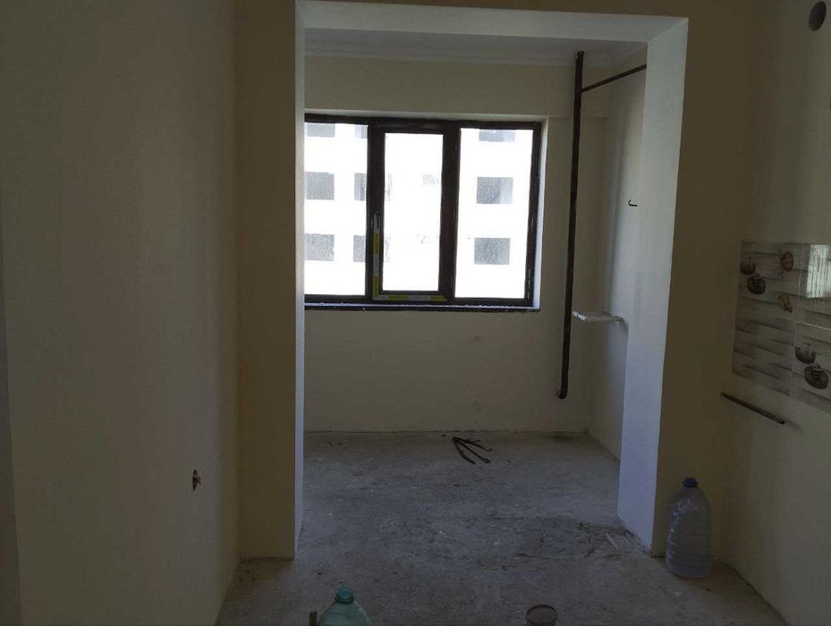 Ko`p qavatli uydagi xonadon