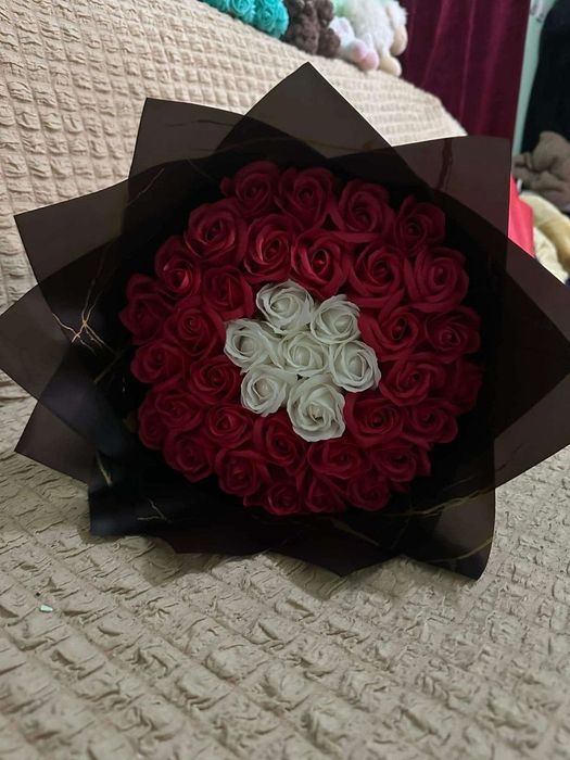 Vând cadouri pt ziua indragostitilor pt 14 si 24 februarie 2025