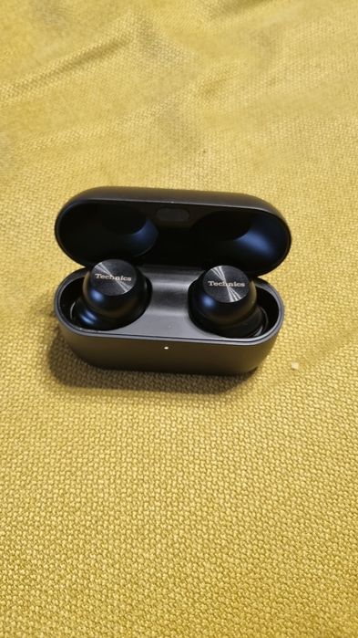 Technics True wireless слушалки