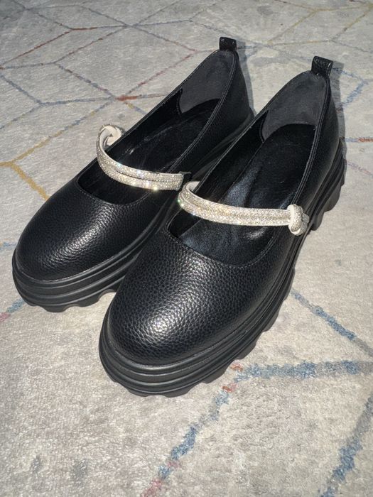 Женские туфли 38 маломерит