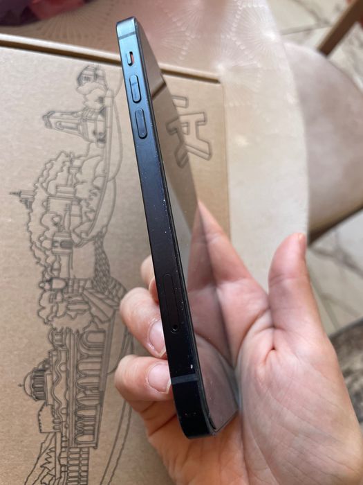IPhone 12 Айфон